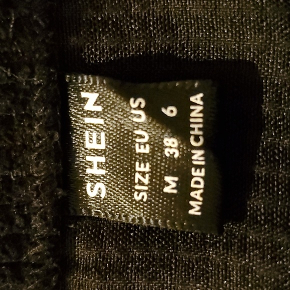 Shein Women's Corduroy Button Down Black Jacket - Size 6 Medium - Picture 9 of 10